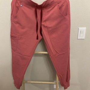 Size Medium Petite Pink Mauve Zamora Jogger Figs